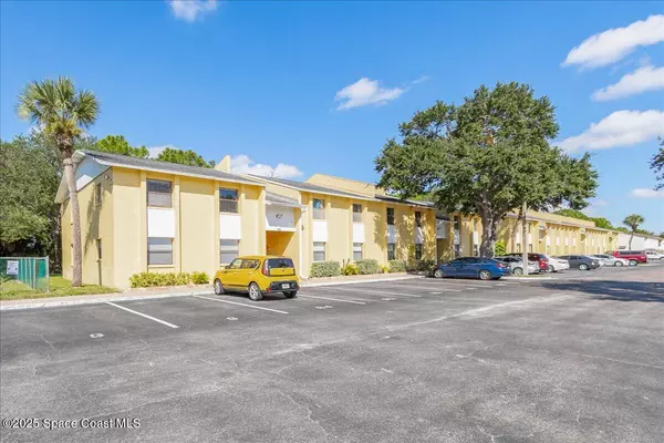 Melbourne, FL 32935,586 N Wickham RD #63