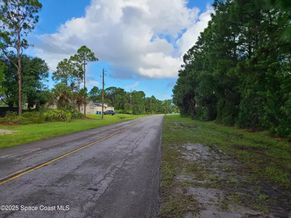 Palm Bay, FL 32909,2561 Eldron BLVD SE