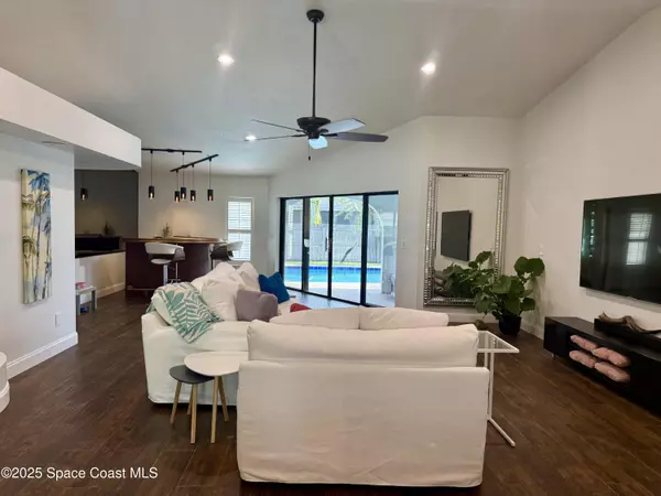 Indian Harbour Beach, FL 32937,502 Bay CIR