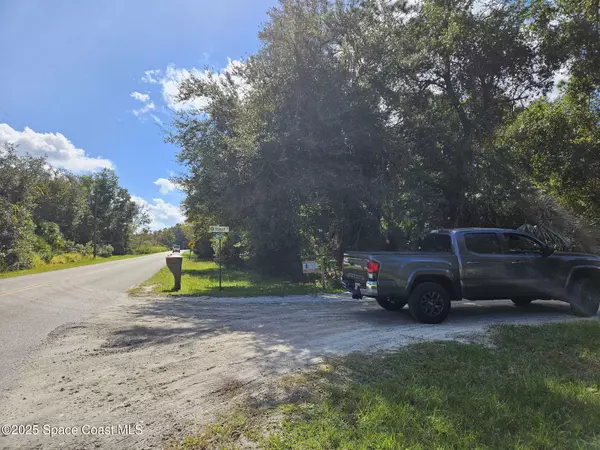 Edgewater, FL 32141,4600 N Beacon Light RD N