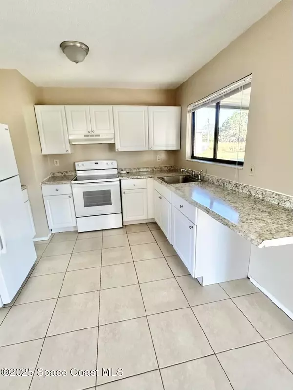 Palm Bay, FL 32909,1436 Valerius ST SE