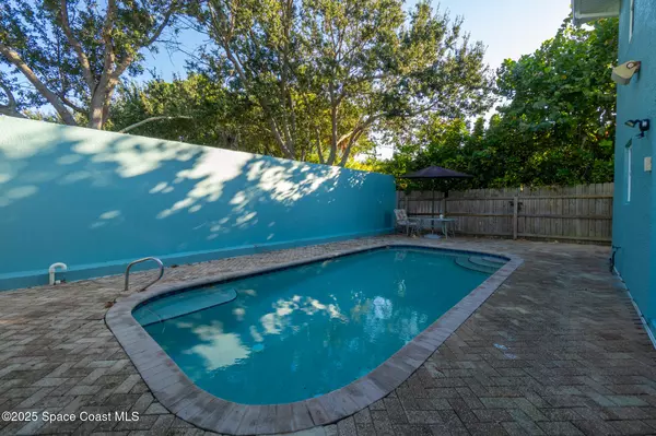 Cocoa Beach, FL 32931,156 Wilson AVE