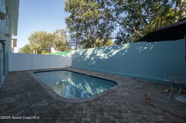 Cocoa Beach, FL 32931,156 Wilson AVE