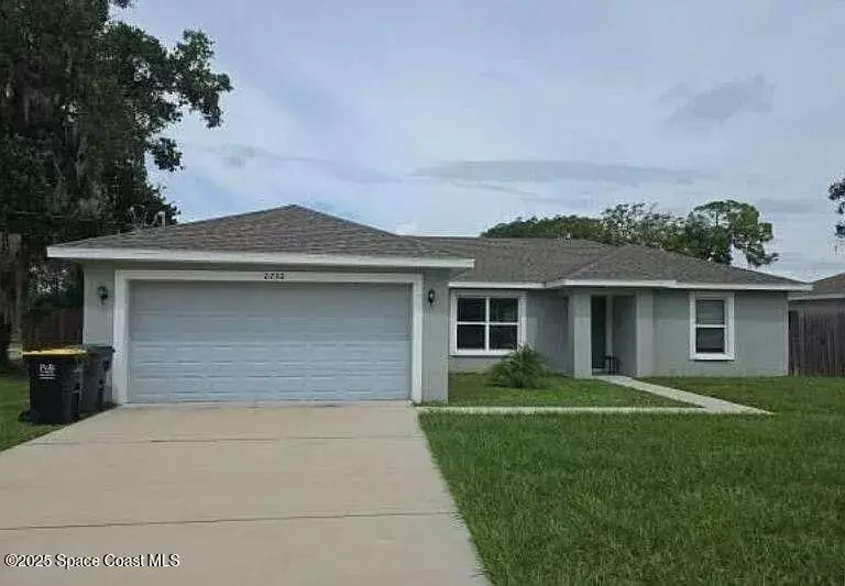 2232 E Magnolia ST, Lakeland, FL 33803