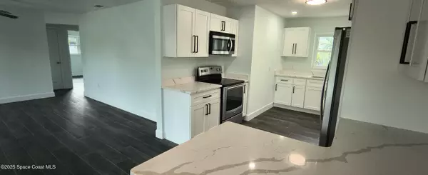 Satellite Beach, FL 32937,216 NE 3rd ST