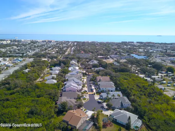 Cape Canaveral, FL 32920,142 Ocean Garden LN