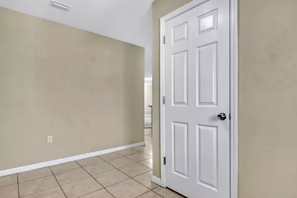 Titusville, FL 32780,480 L M Davey LN