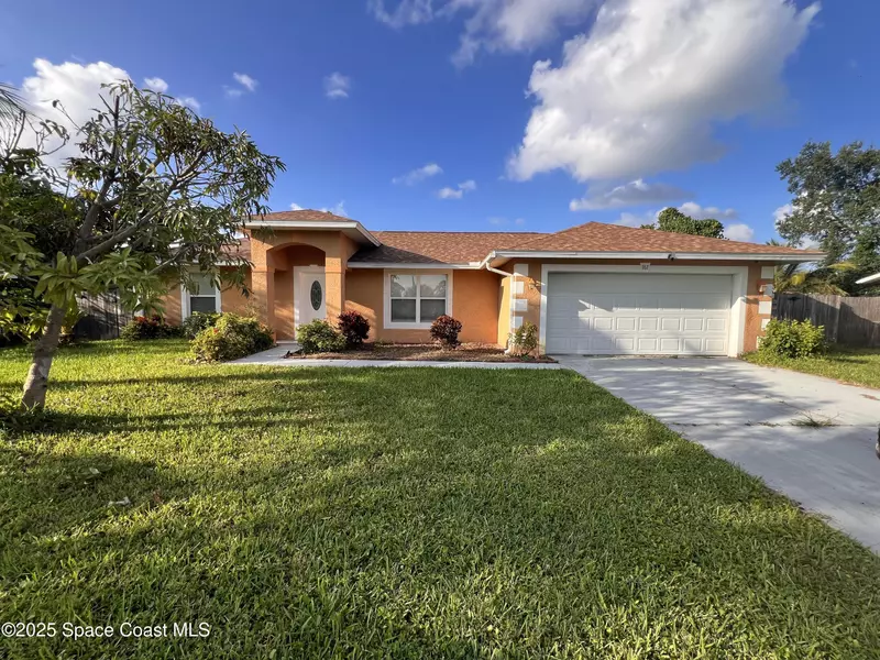 767 Altona ST NW #48, Palm Bay, FL 32907