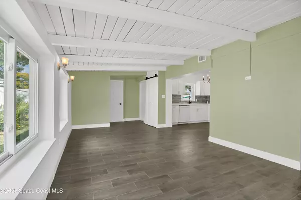 Holly Hill, FL 32117,363 Dorothy AVE