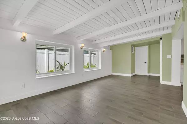 Holly Hill, FL 32117,363 Dorothy AVE