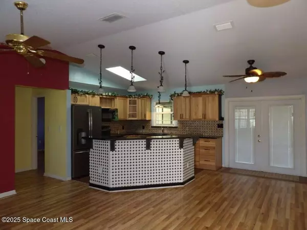 Palm Bay, FL 32908,916 Le Baron ST SW