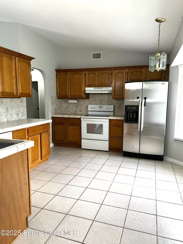 Palm Bay, FL 32907,259 Emerson DR NW