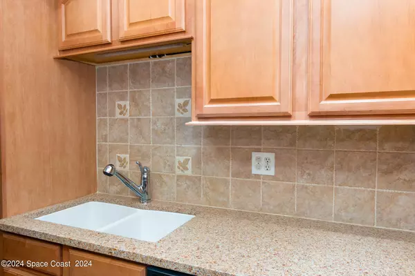 Cocoa Beach, FL 32931,2090 N Atlantic AVE #406