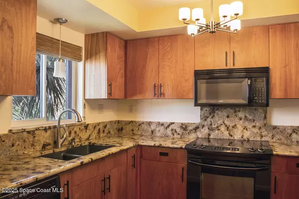 Cocoa Beach, FL 32931,325 S Banana River BLVD #304