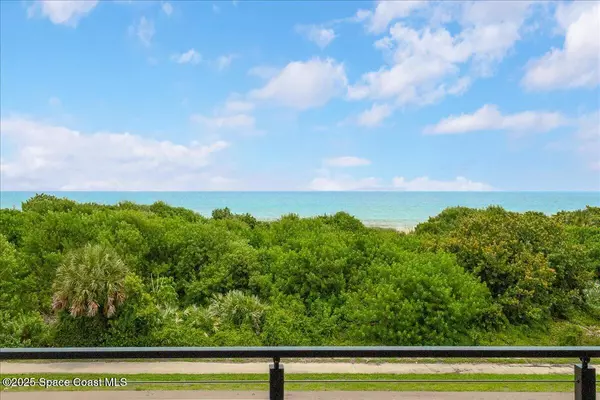 Cocoa Beach, FL 32931,2050 Atlantic AVE S