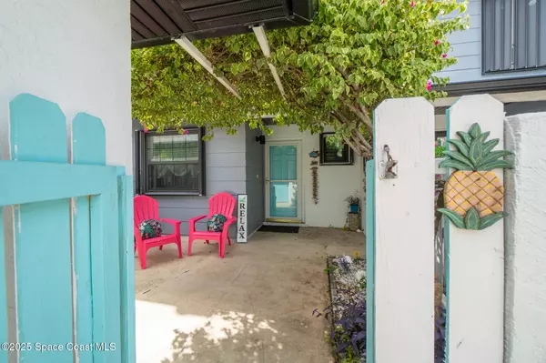 Indian Harbour Beach, FL 32937,737 Palm Springs CIR