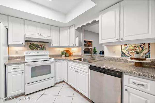 Indian Harbour Beach, FL 32937,737 Palm Springs CIR