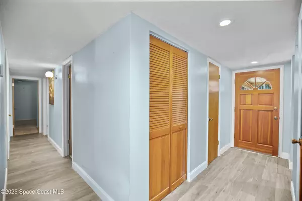 Palm Bay, FL 32905,831 Edwards ST NE
