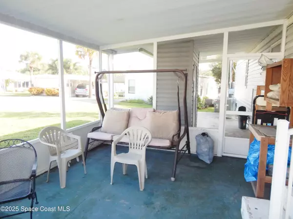 Palm Bay, FL 32905,2972 Indian River DR NE