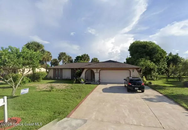 2066 Acacia ST NE, Palm Bay, FL 32905