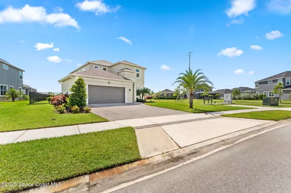 Melbourne, FL 32940,8215 Millbrook AVE