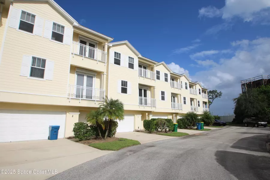 890 Vignoles AVE NE #3, Palm Bay, FL 32905