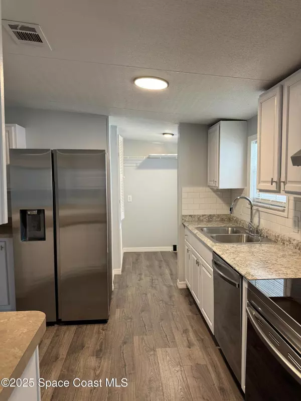 Palm Bay, FL 32907,292 Holiday Park BLVD NE