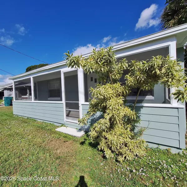 466 Laurie ST N, Melbourne, FL 32935