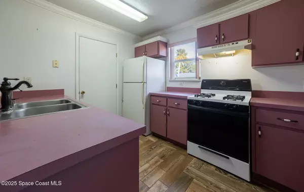 Titusville, FL 32780,350 Delespine AVE