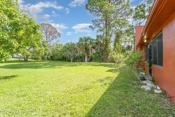Palm Bay, FL 32907,915 Elmont ST NW