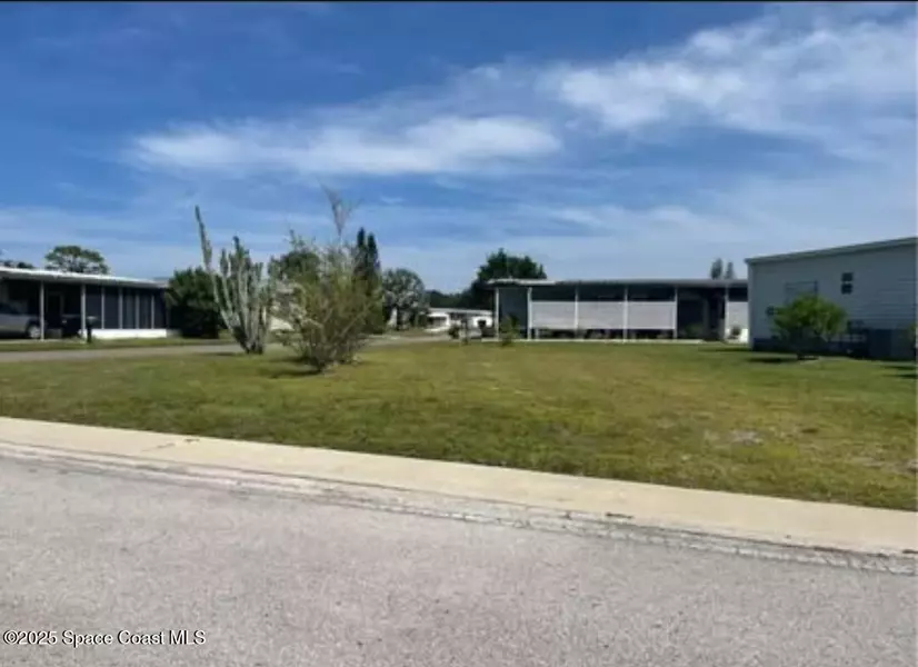 441 Holiday Park BLVD NE, Palm Bay, FL 32907