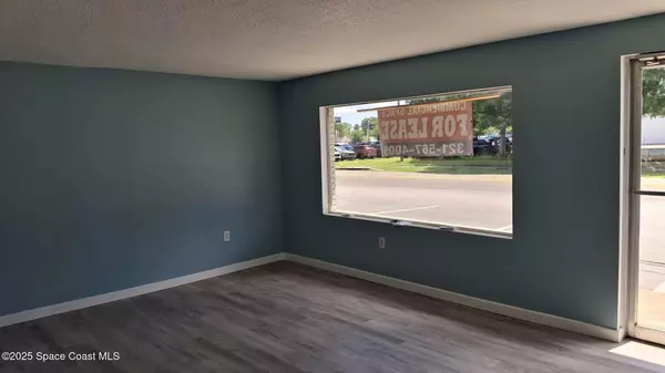 Titusville, FL 32780,1412 S Hopkins AVE