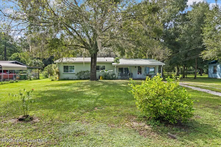 4111 Pecan ST, Mims, FL 32754
