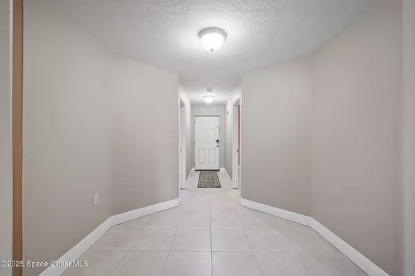 Cape Canaveral, FL 32920,551 Casa Bella DR #204