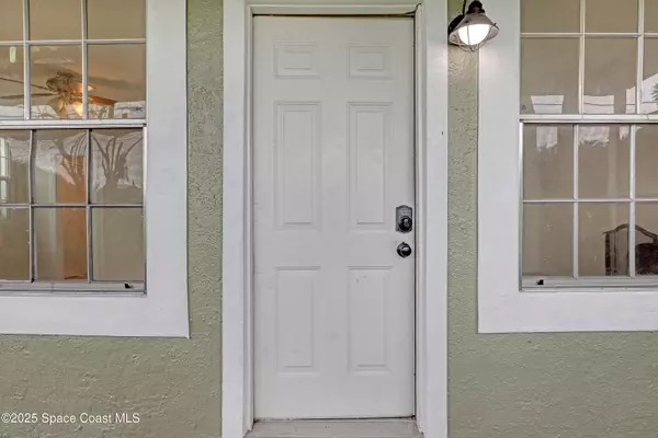 Cocoa, FL 32927,208 Capron RD