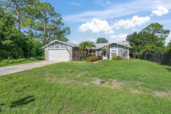 Palm Bay, FL 32907,820 Emden AVE NW