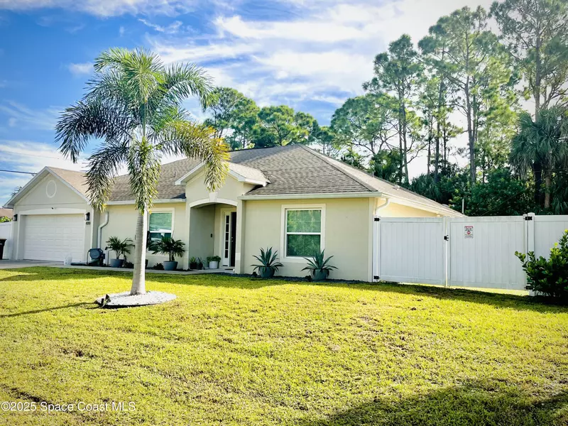 499 Bayard AVE NE, Palm Bay, FL 32907