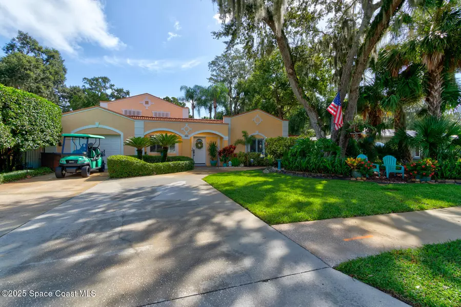 1413 Live Oak ST, New Smyrna Beach, FL 32168