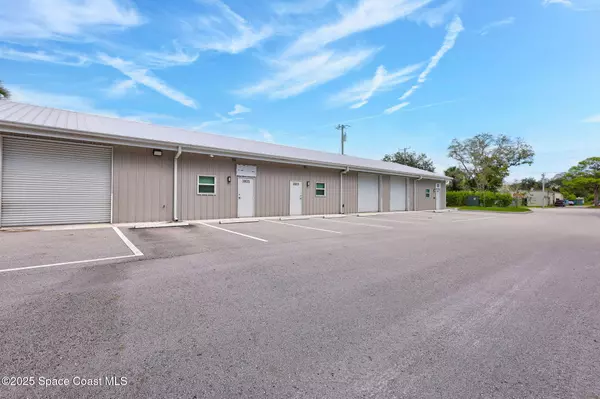 Ft. Pierce, FL 34982,3801 Oleander AVE #3805