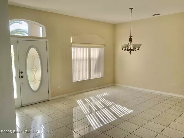 Palm Bay, FL 32907,1521 Gardenton ST NW