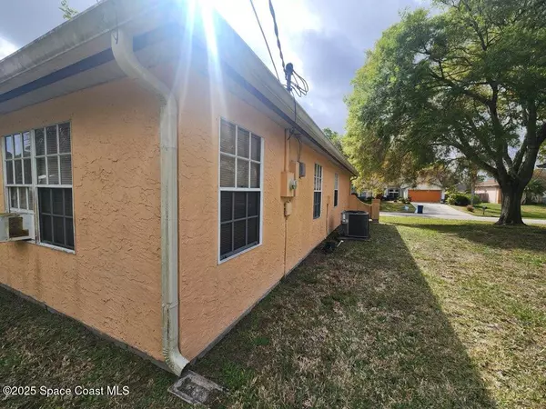 Palm Bay, FL 32909,399 Abello RD SE