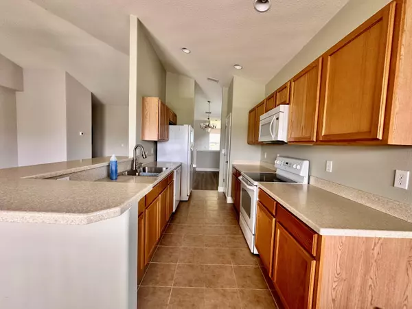 Rockledge, FL 32955,3900 Playa Del Sol DR #205