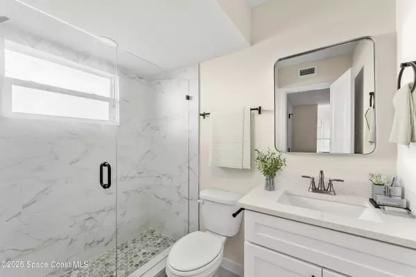 Indian Harbour Beach, FL 32937,122 Central RD #103