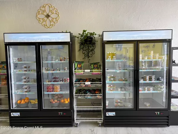 Melbourne, FL 32901,803 S Babcock ST