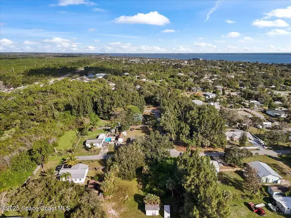 Micco, FL 32976,3725 Palm AVE