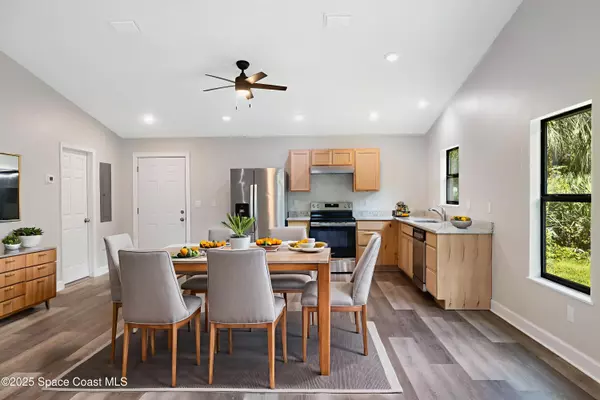 Vero Beach, FL 32967,8146 96th CT