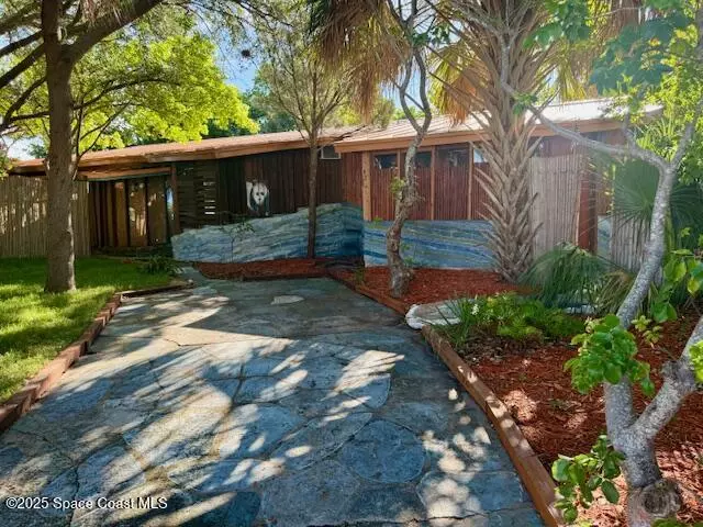 250 Melaleuca DR, Satellite Beach, FL 32937
