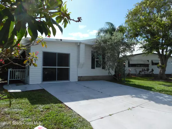 Barefoot Bay, FL 32976,922 Bougainvillea CIR