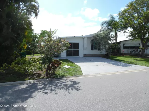 Barefoot Bay, FL 32976,922 Bougainvillea CIR
