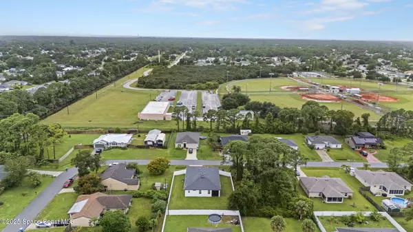Palm Bay, FL 32909,893 Altura AVE SE